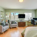 Charming Santa Cruz Studio With Private Hot Tub