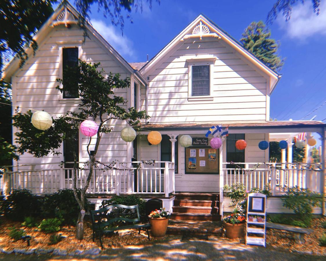 Santa Cruz Hostel *