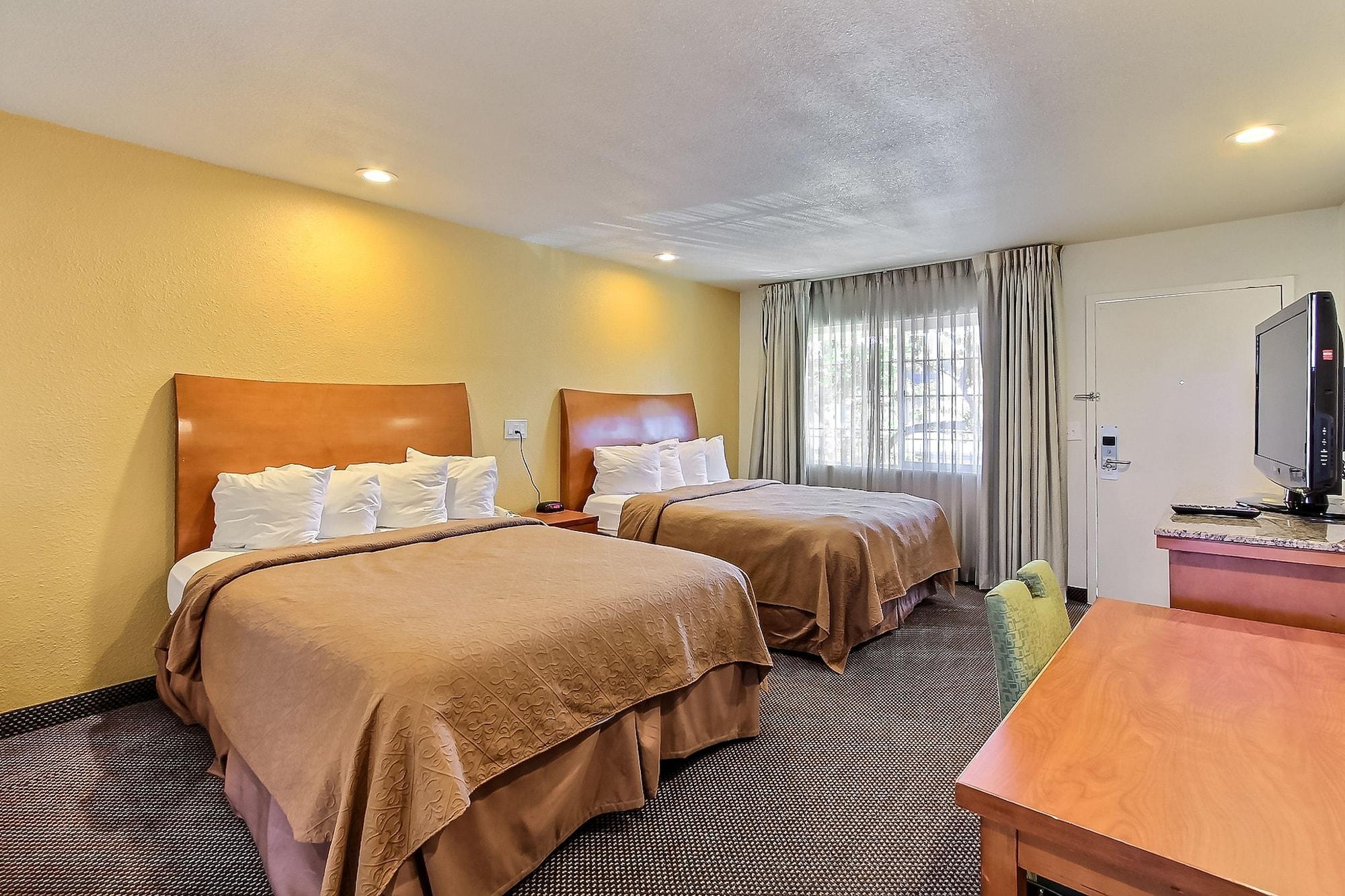 Inn Quality Santa Cruz