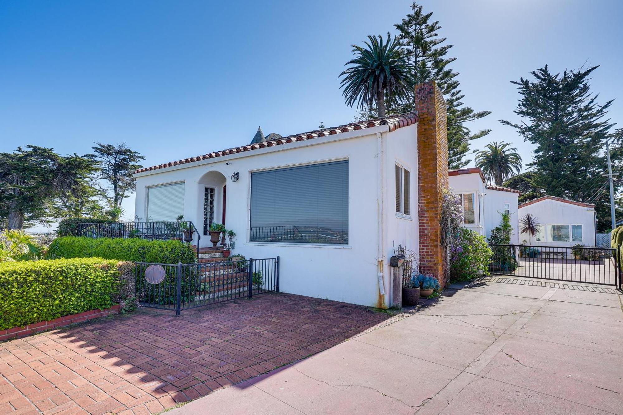 Charming With Private Hot Tub Apartment *