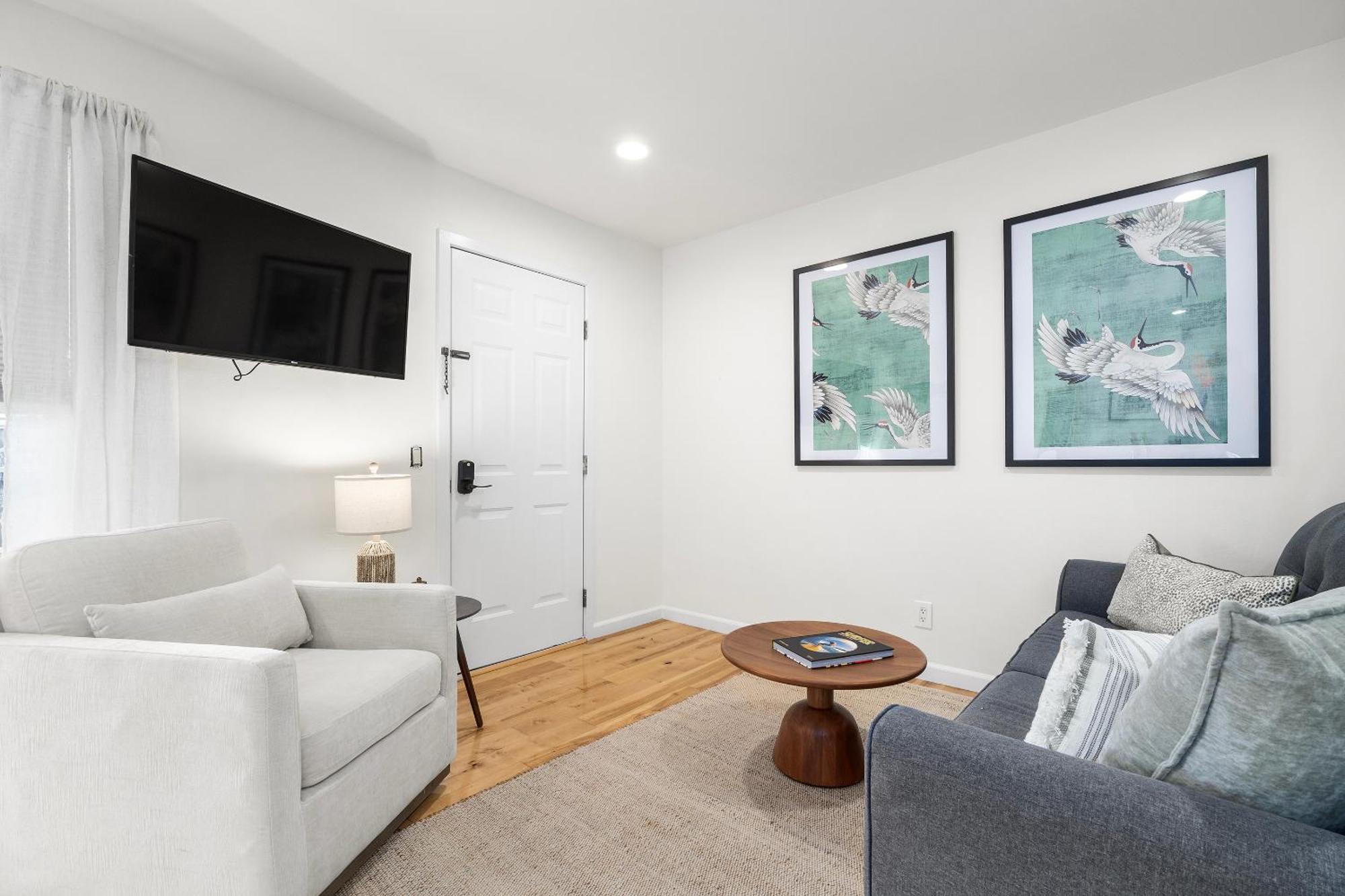 Swell House Santa Cruz 3* Capitola