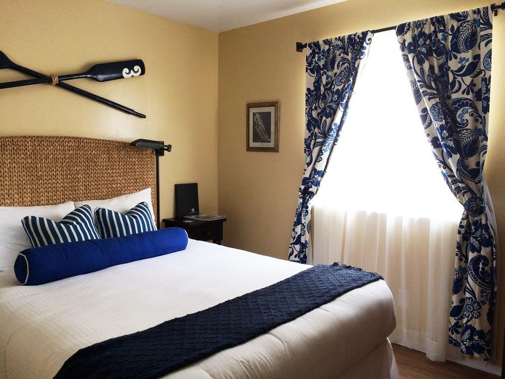 Hotel West Cliff Inn, A Four Sisters