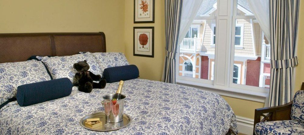 Hotel West Cliff Inn, A Four Sisters 4*