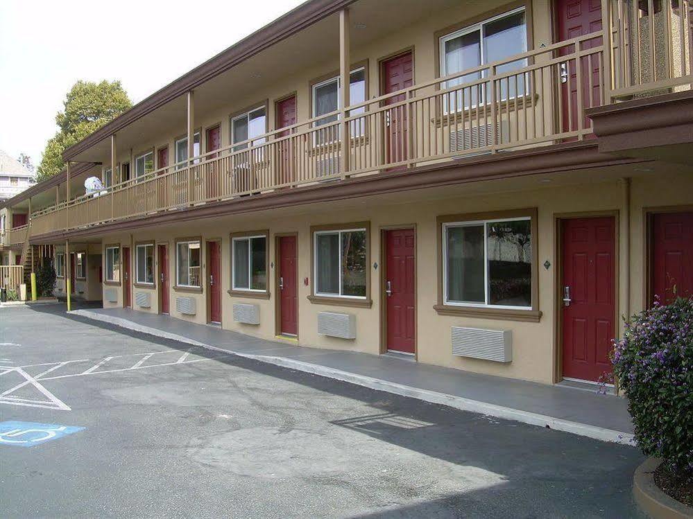 Motel Coastview 2*