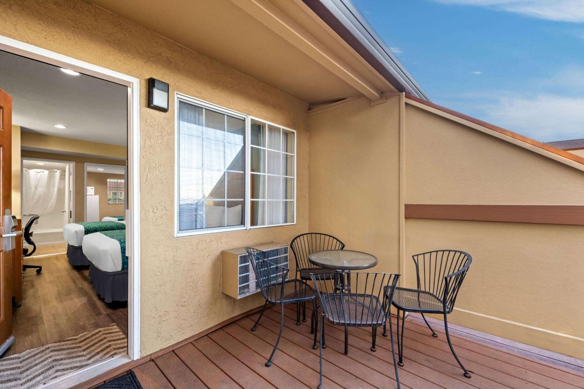 Hotel Howard Johnson By Wyndham Boardwalk Santa Cruz