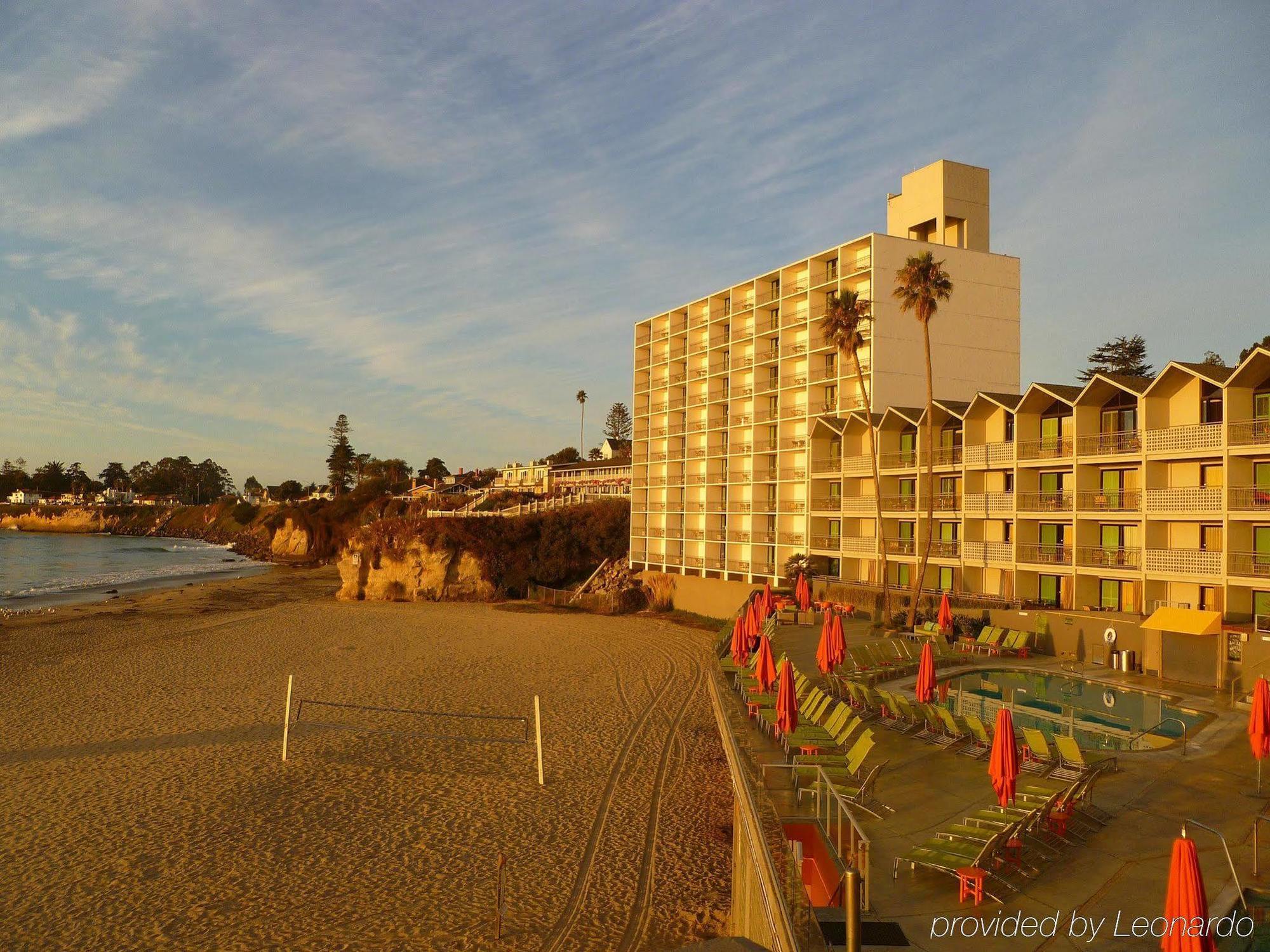 Dream Hotel 4*